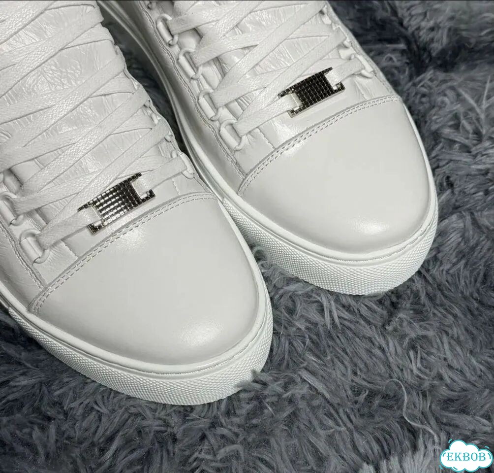 Balenciaga Arena Low White фото 5