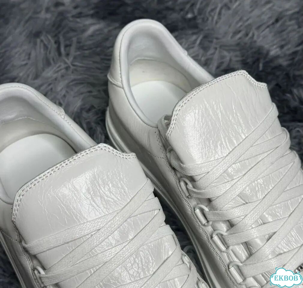 Balenciaga Arena Low White фото 6