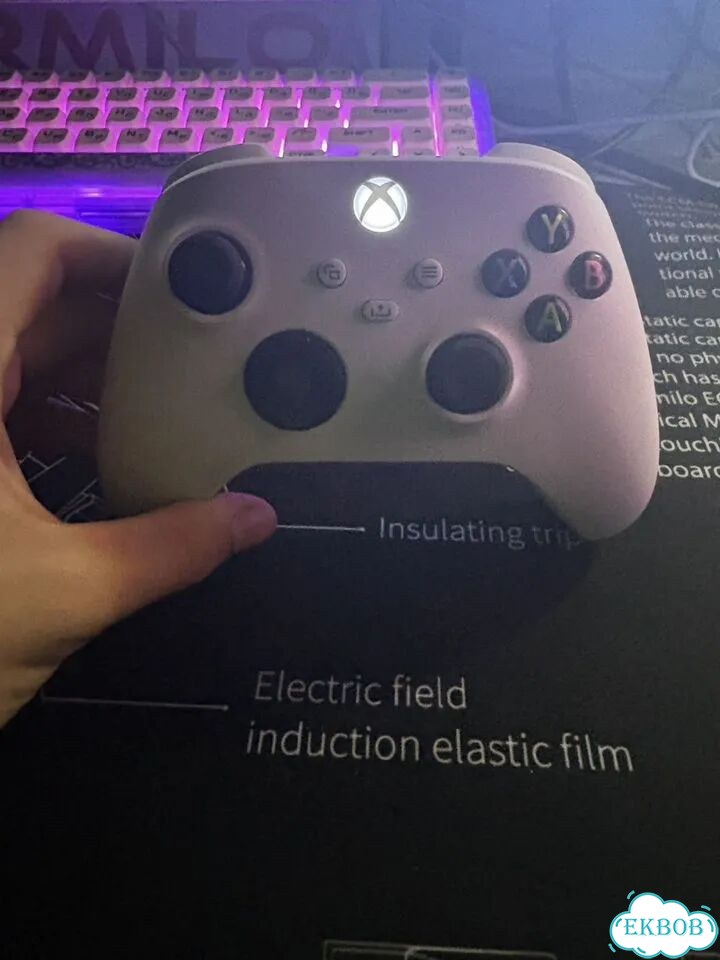 Джостик xbox series x фото 4