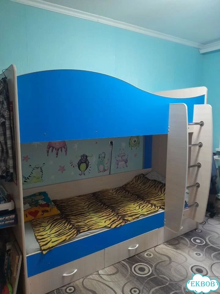 Двухъярусная кровать фото 1