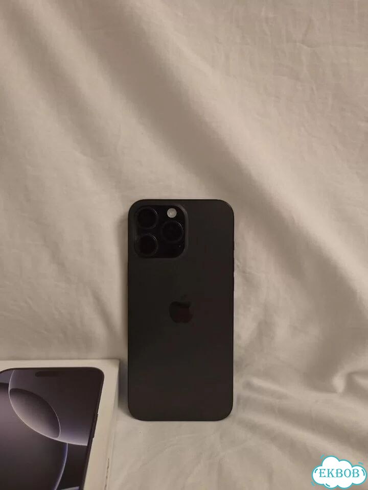 iPhone 16 Pro Max, 256 ГБ, eSIM фото 1
