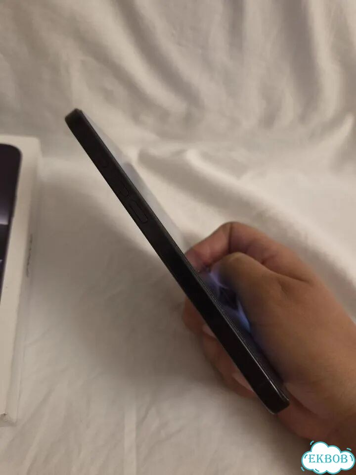 iPhone 16 Pro Max, 256 ГБ, eSIM фото 4