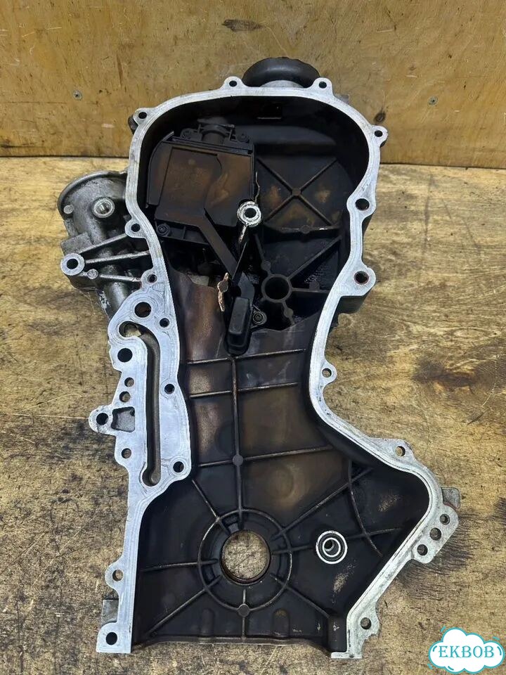 Крышка двигателя передняя VAG 1.4 tfsi CAX фото 3