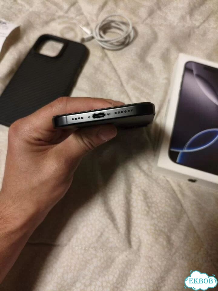iPhone 16 Pro Max, 256 ГБ, SIM + eSIM фото 4