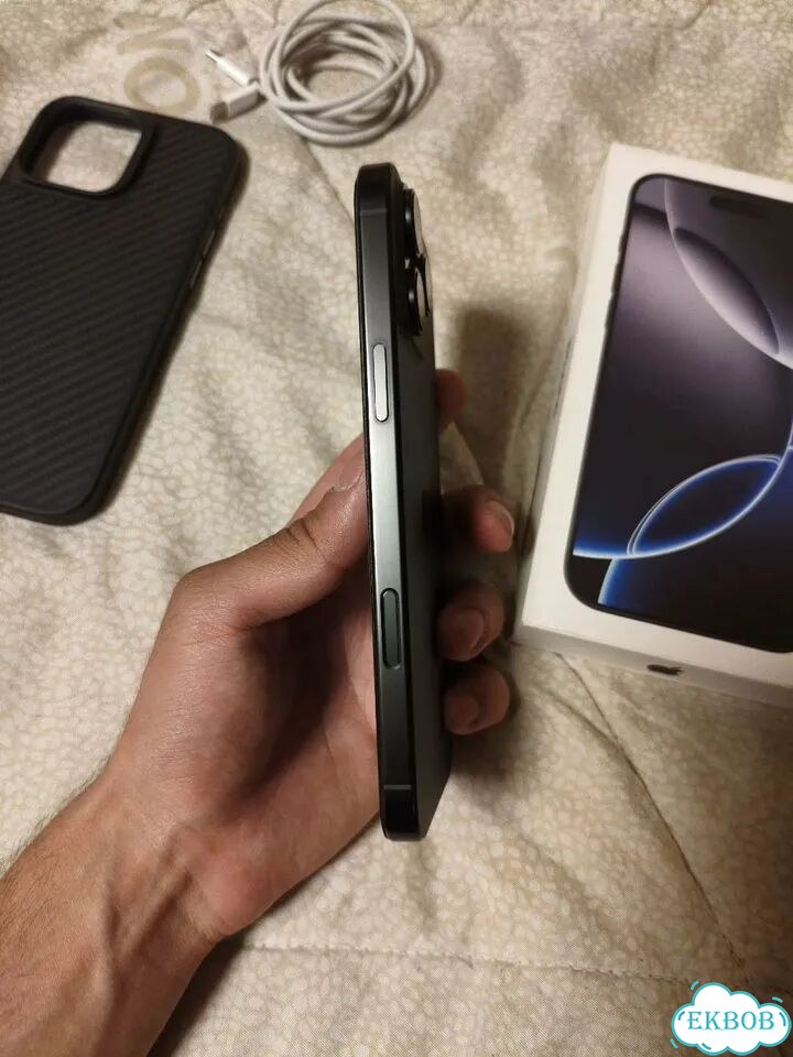 iPhone 16 Pro Max, 256 ГБ, SIM + eSIM фото 7