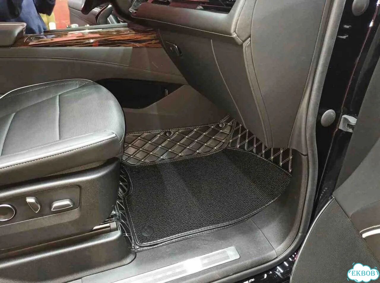3Д коврики из экокожи cadillac escalade 2021 V фото 2