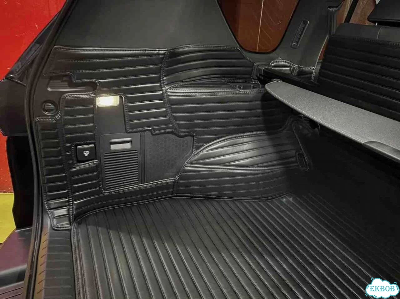 Коврики в багажник Lexus LX600 фото 3