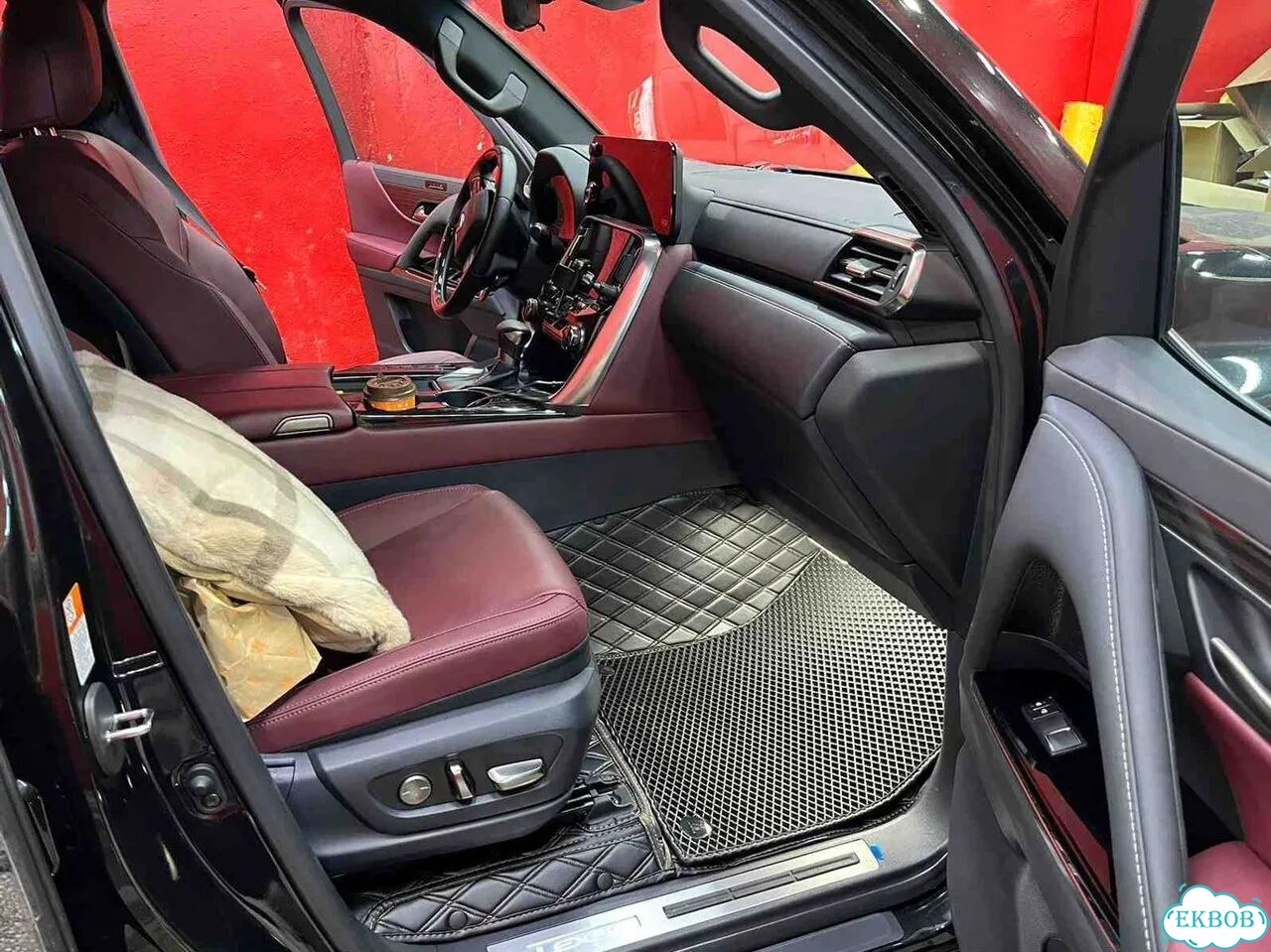 3Д коврики из экокожи LX600D фото 6