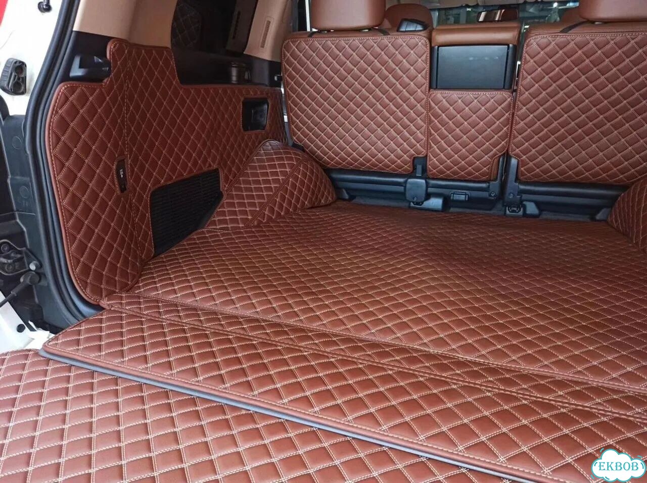 3Д коврики в багажник toyota land cruiser 200 фото 2