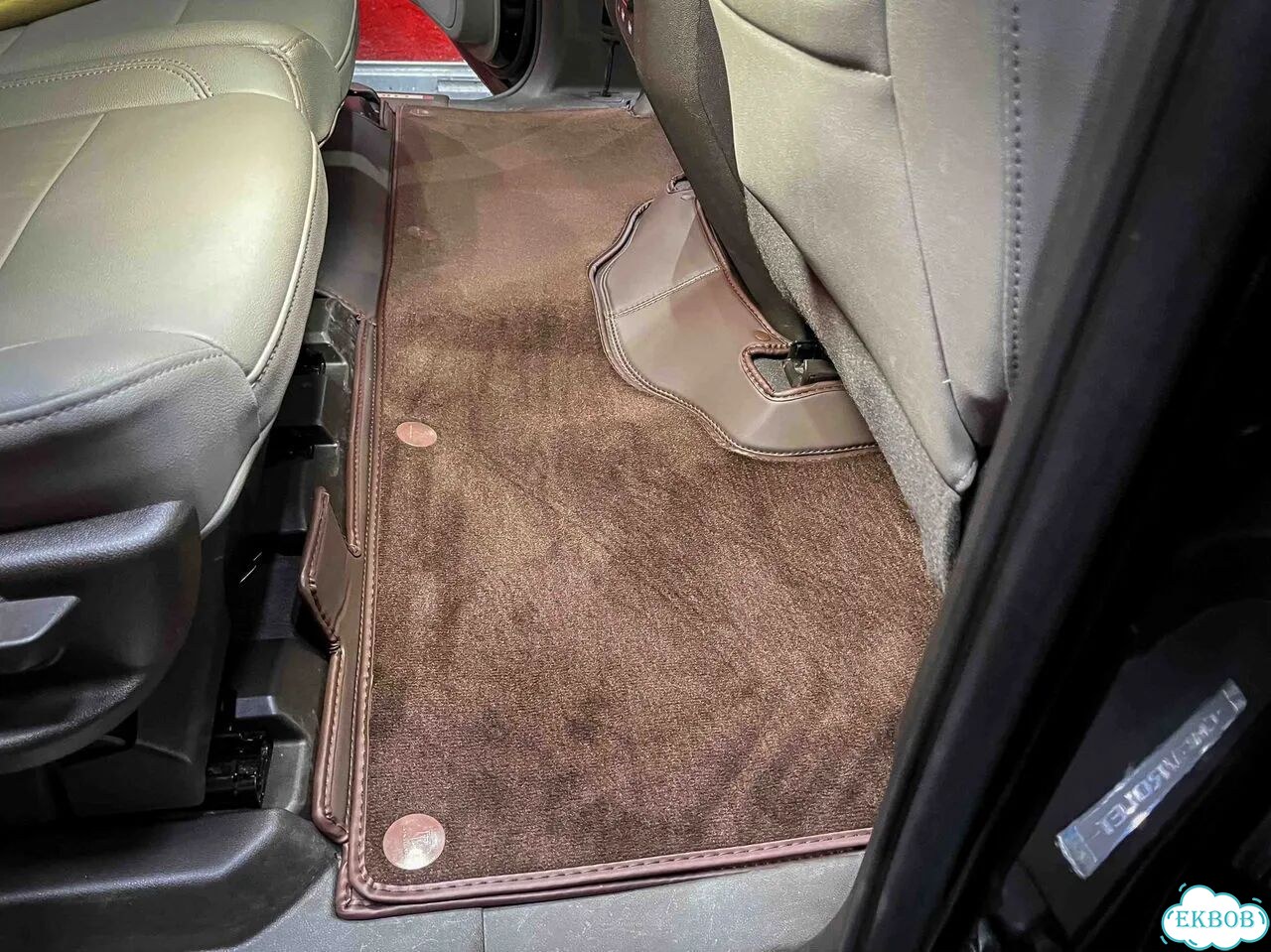 3D коврики из экокожи Chevrolet Tahoe 2023 V фото 8