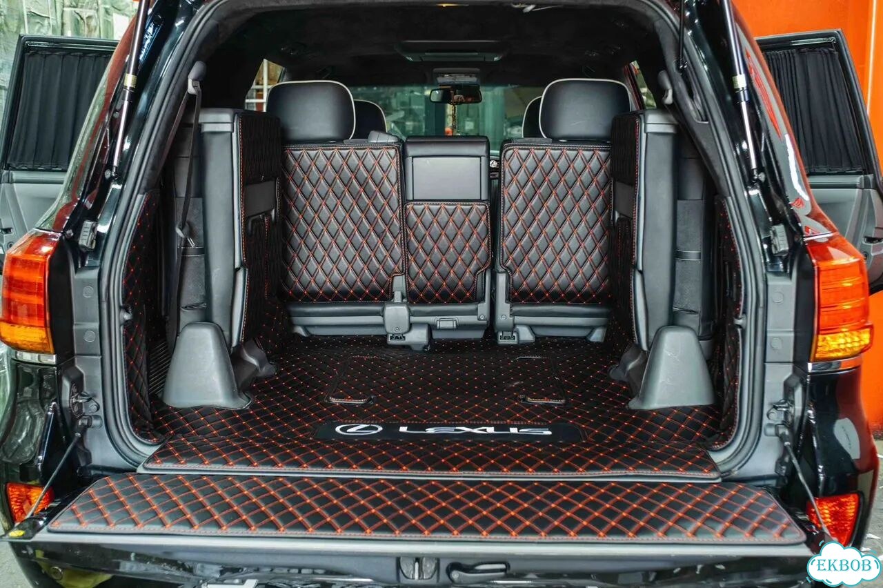 Коврики в багажник Lexus LX 570 фото 2