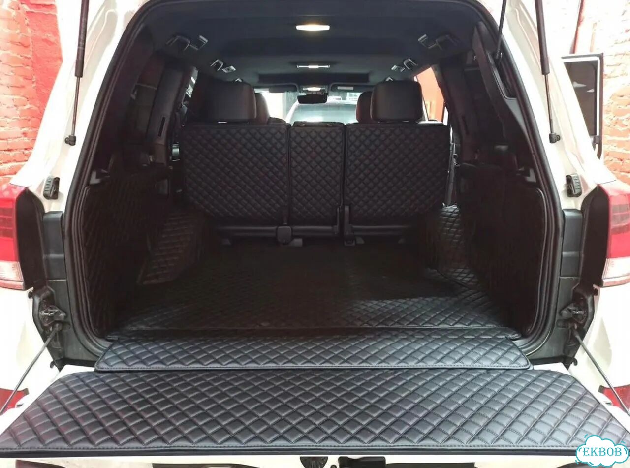 3D коврики в багажник toyota land cruiser 200 фото 1