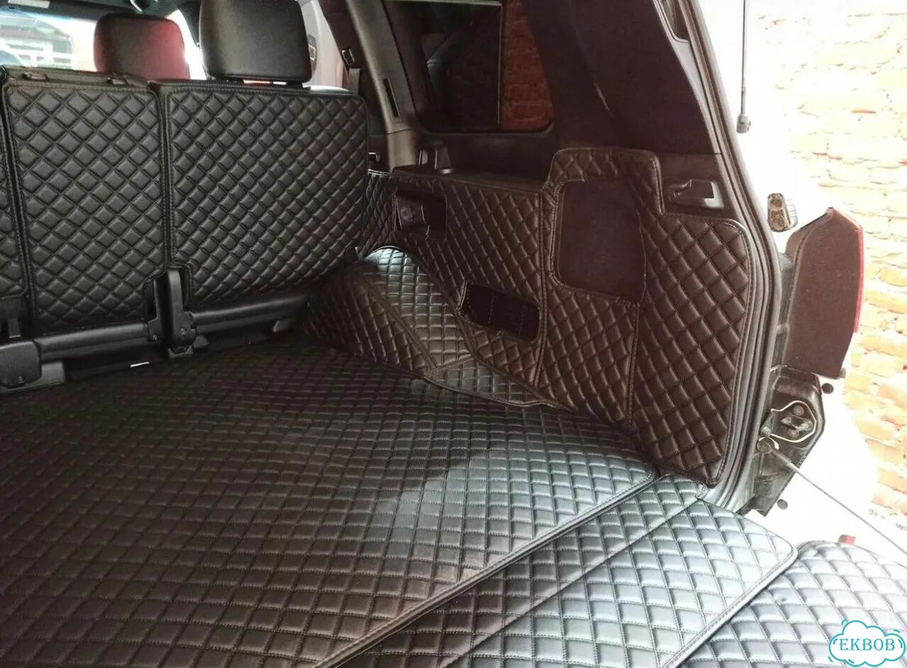 3D коврики в багажник toyota land cruiser 200 фото 3