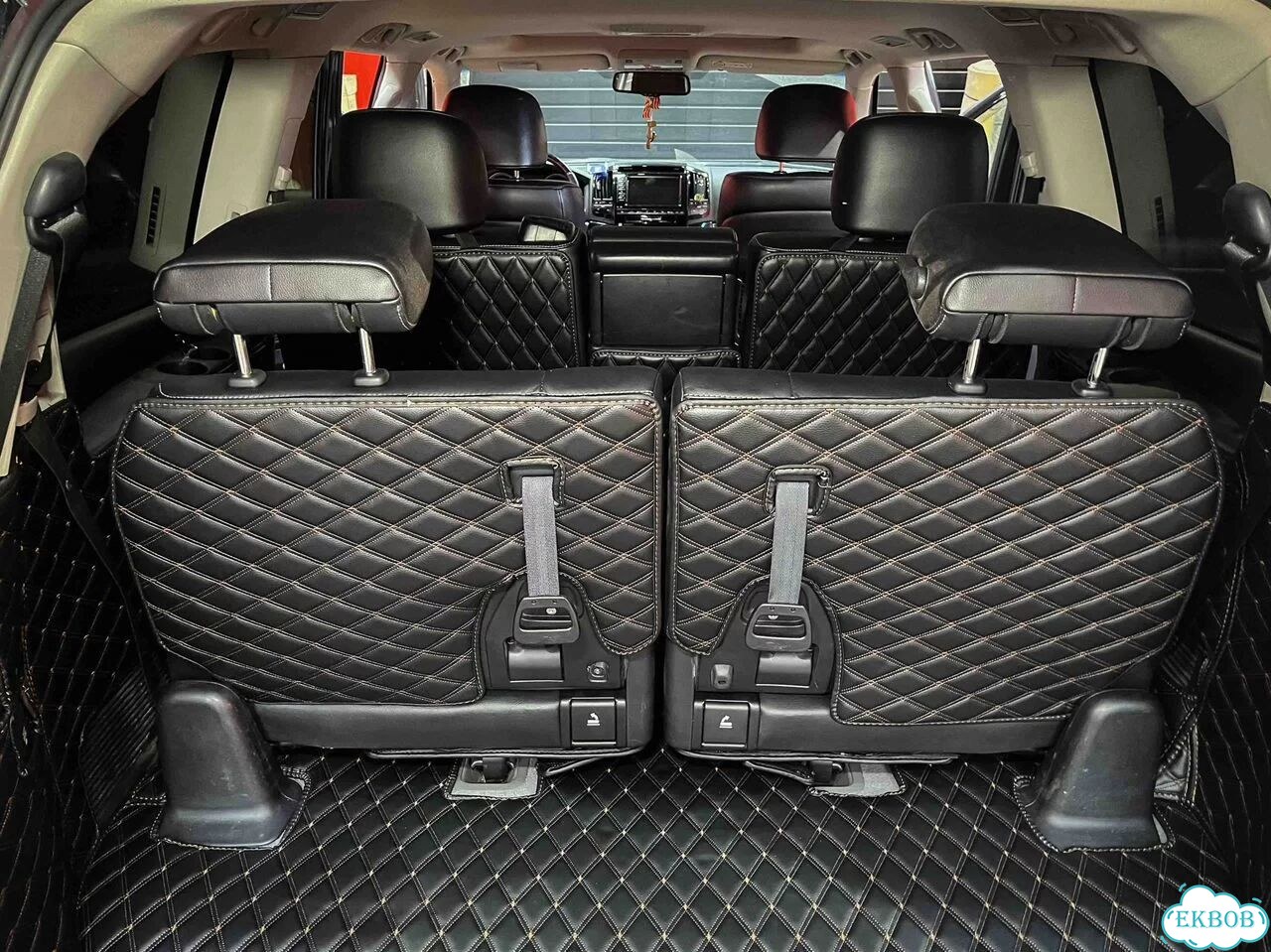 3Д коврики в багажник Toyota Land Cruiser 200 фото 6